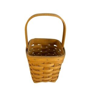 1988 Longaberger Medium Peg Basket w/Stationary Handle  5.5"L x 5.5"W x 6"H